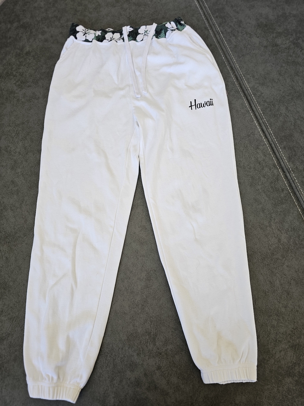 Hawaii White Jogger Pants with Floral Waistband Size Large